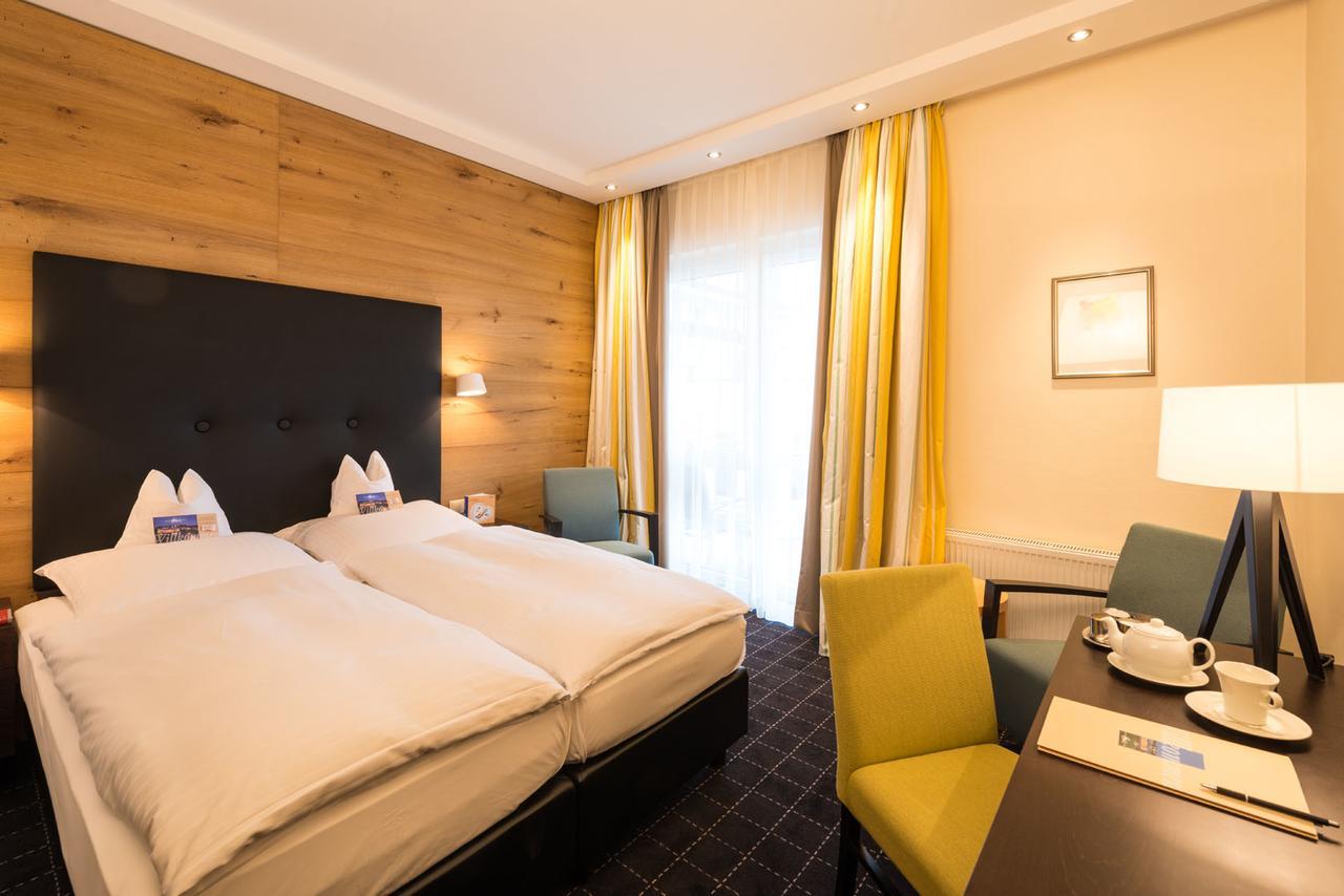 Hotel Heinz Höhr-Grenzhausen Zewnętrze zdjęcie